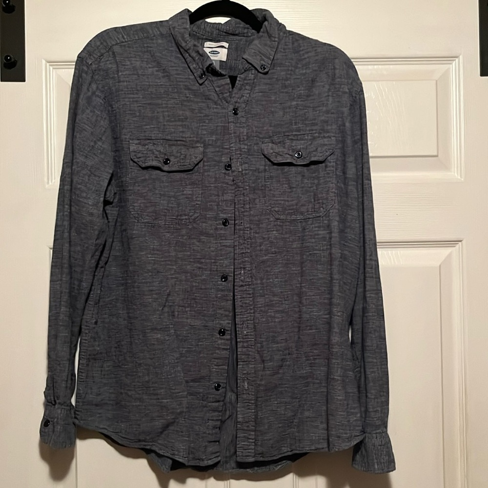 Old Navy men’s long sleeved blue button up shirt xl